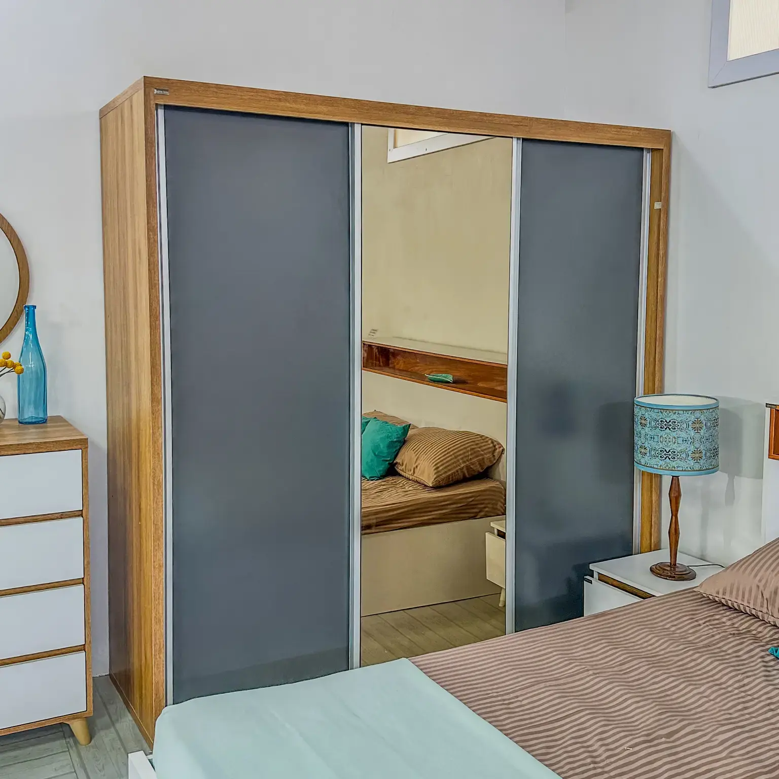 کمد دیواری ریلی