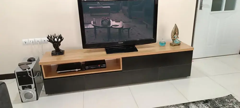 میزتلویزیون مدل چهار درب باکس دار